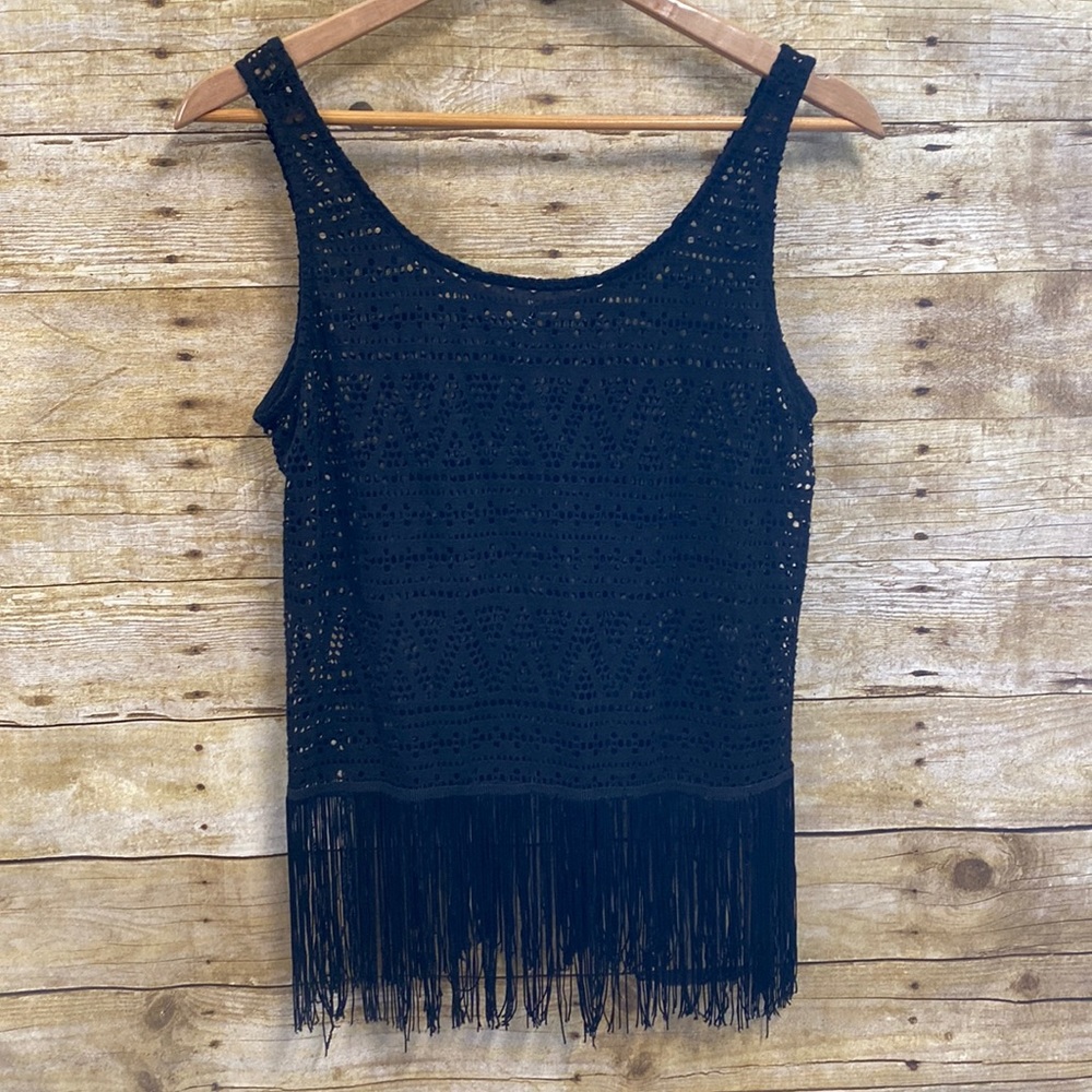 Divided by H&M open knit tank with fringe at hem size medium